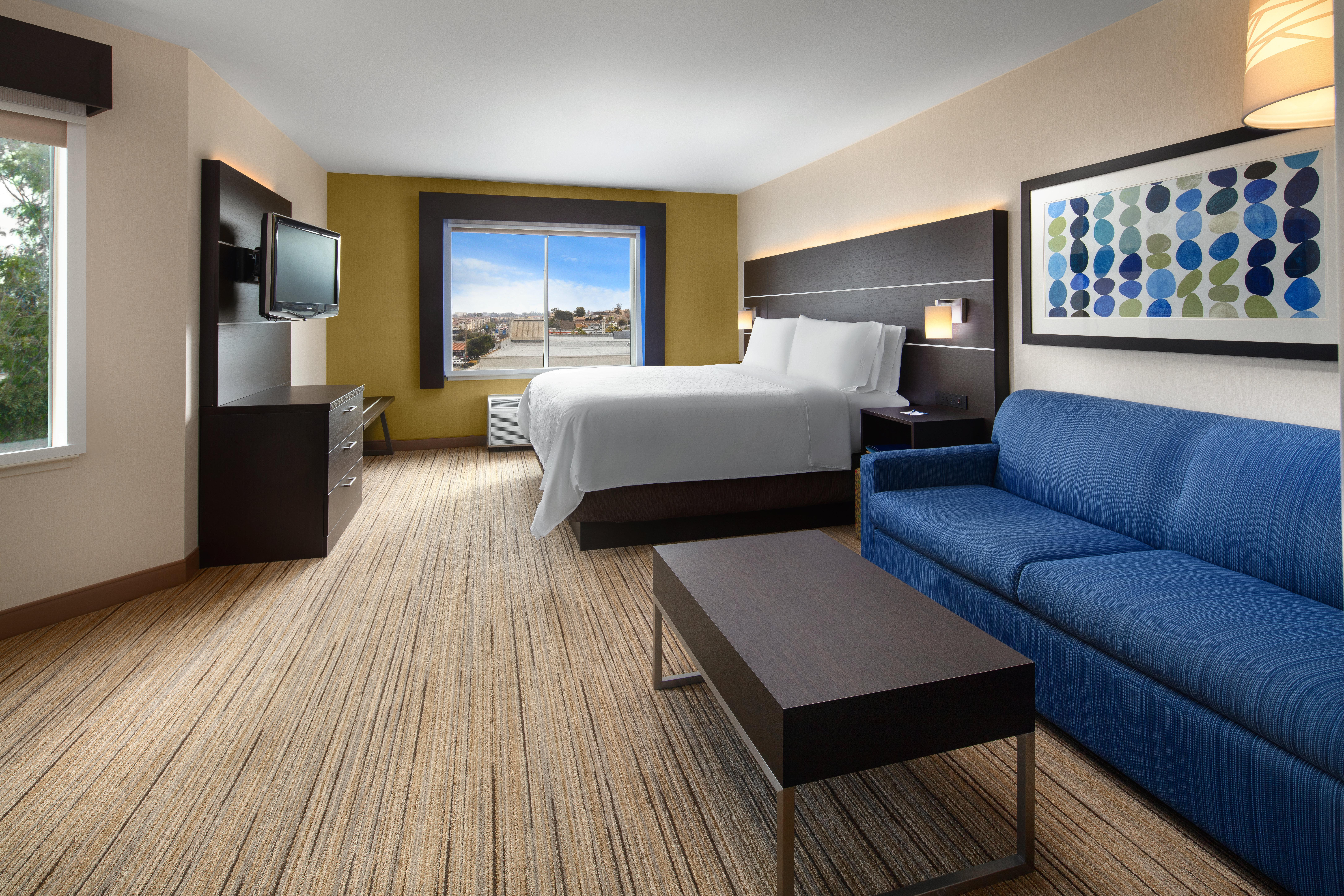 Holiday Inn Express Hotel & Suites Belmont By Ihg Zewnętrze zdjęcie