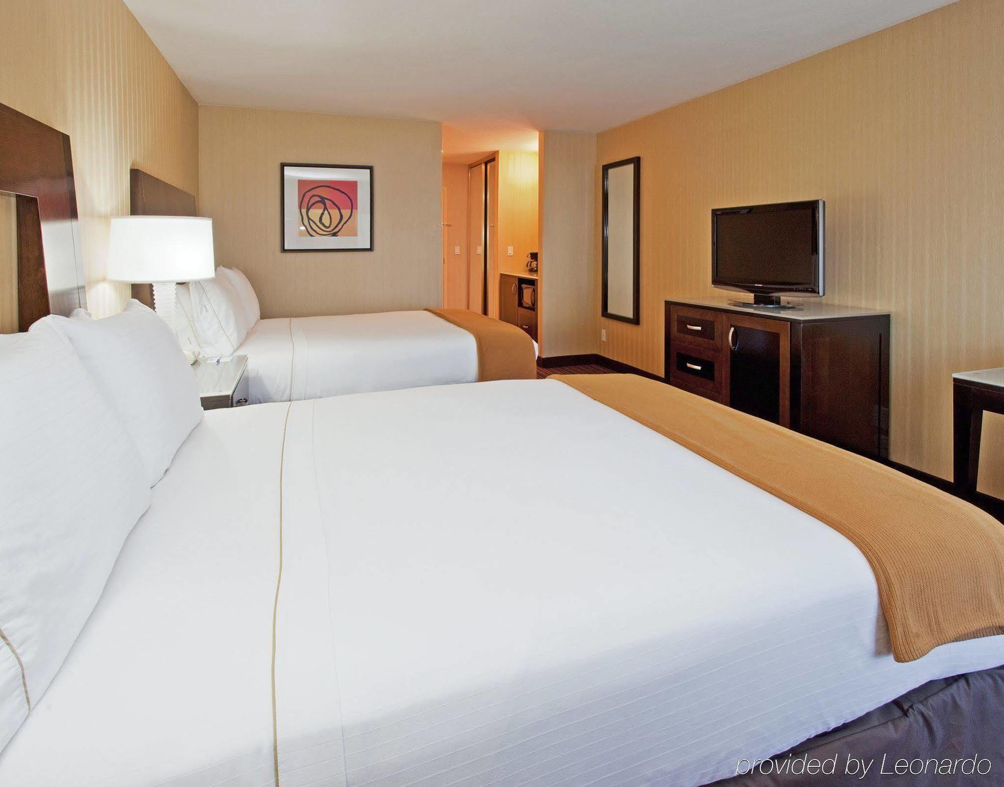 Holiday Inn Express Hotel & Suites Belmont By Ihg Pokój zdjęcie